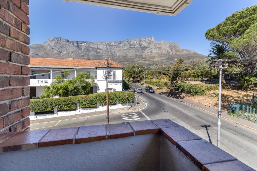 To Let 2 Bedroom Property for Rent in Gardens Western Cape